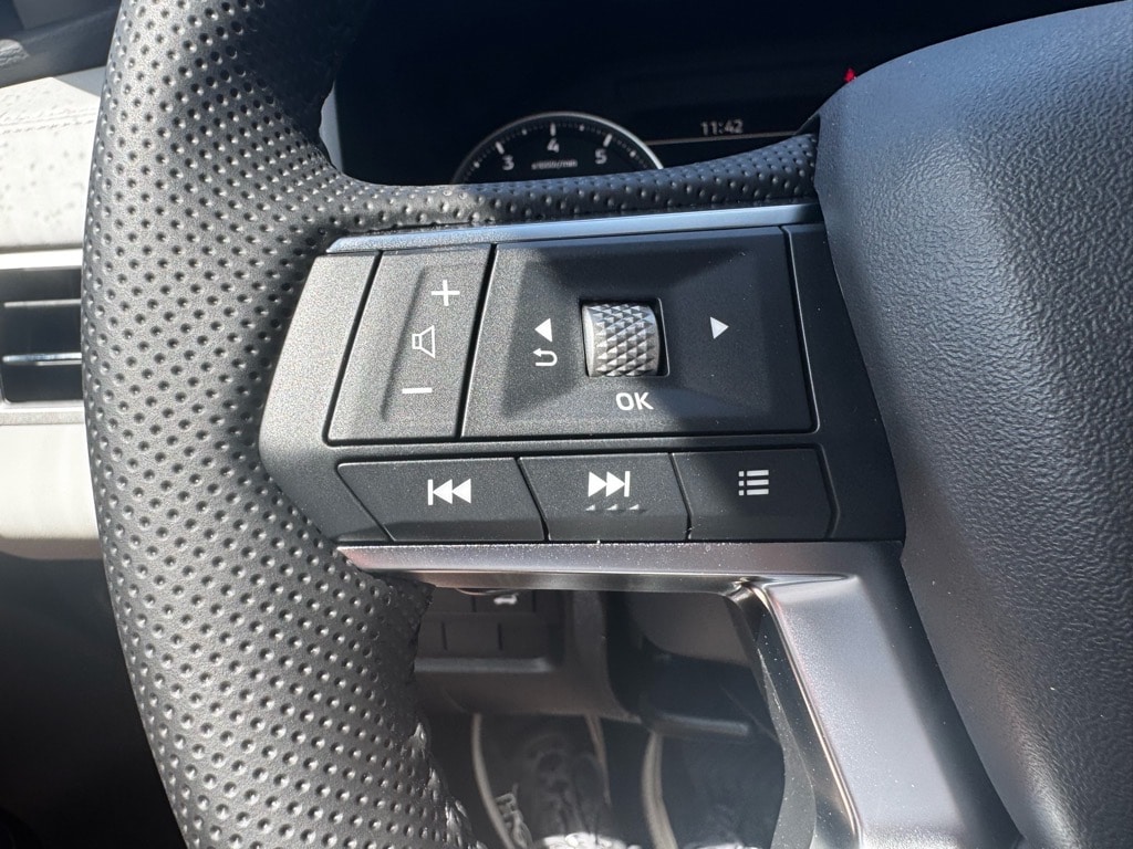 2025 Mitsubishi Outlander SE - Photo 27