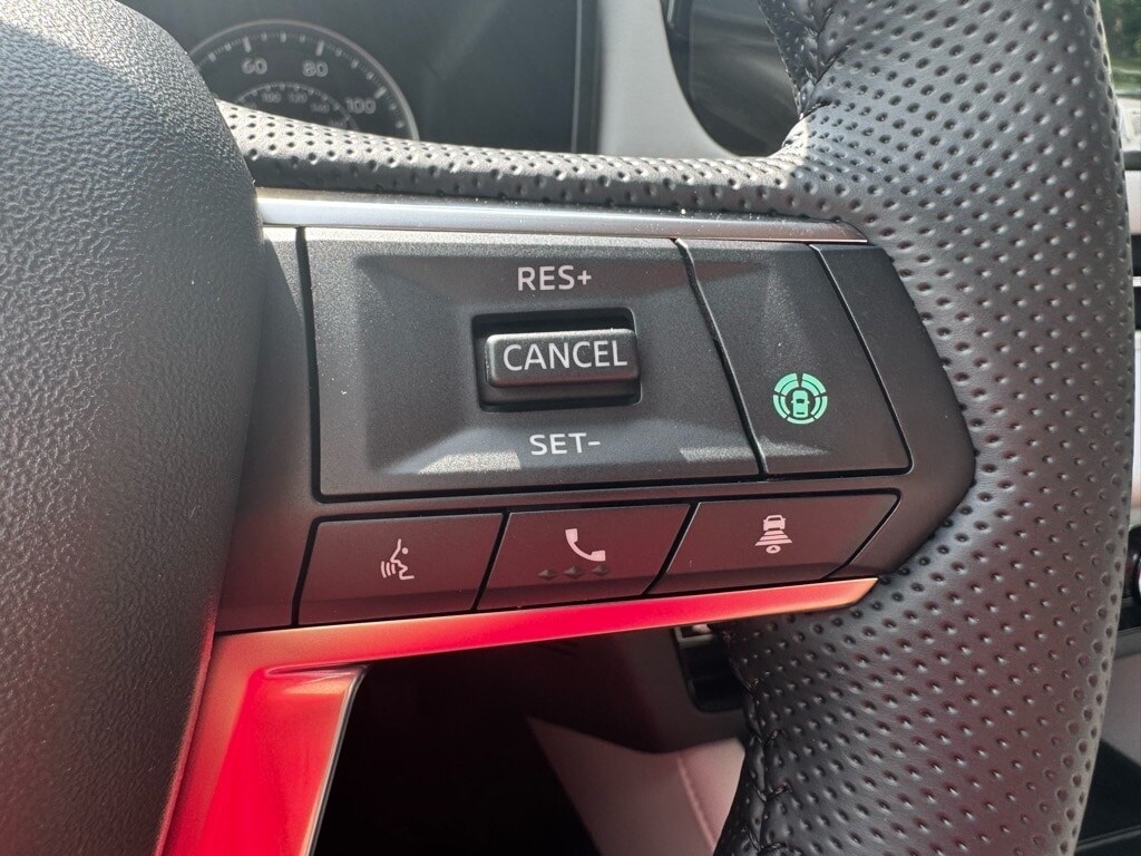 2025 Mitsubishi Outlander SE - Photo 28