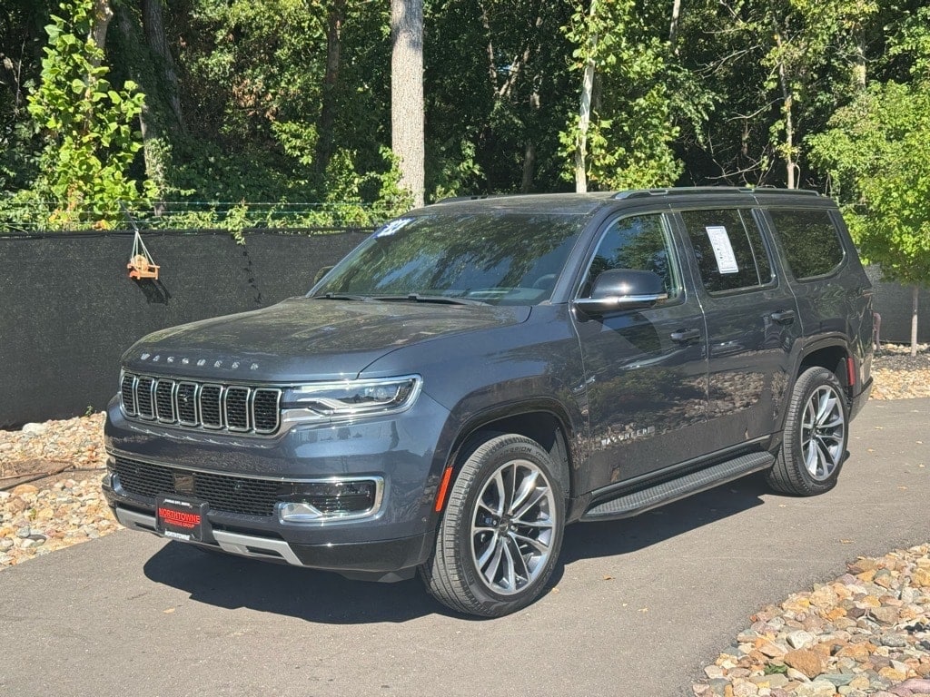 2024 Jeep Wagoneer Series II's photo