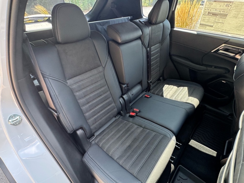 2025 Mitsubishi Outlander Trail Edition - Photo 16