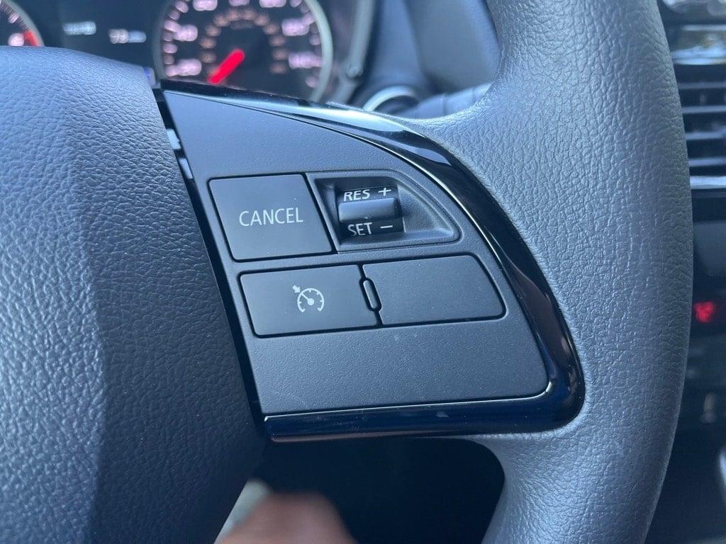 2024 Mitsubishi Eclipse Cross LE - Photo 25