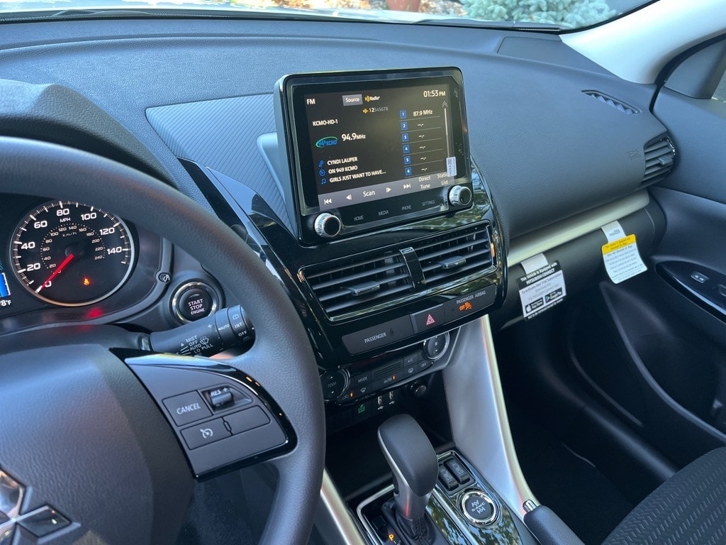 2024 Mitsubishi Eclipse Cross LE - Photo 21
