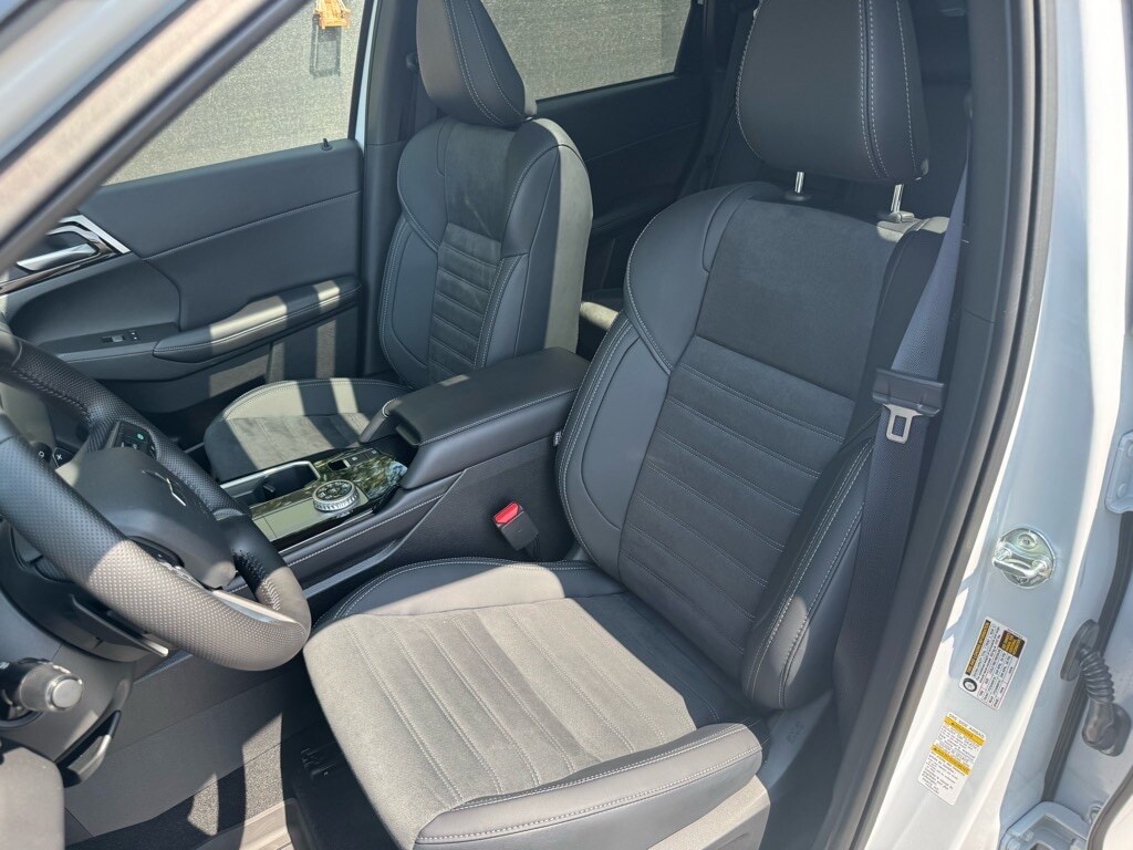 2025 Mitsubishi Outlander Trail Edition - Photo 23