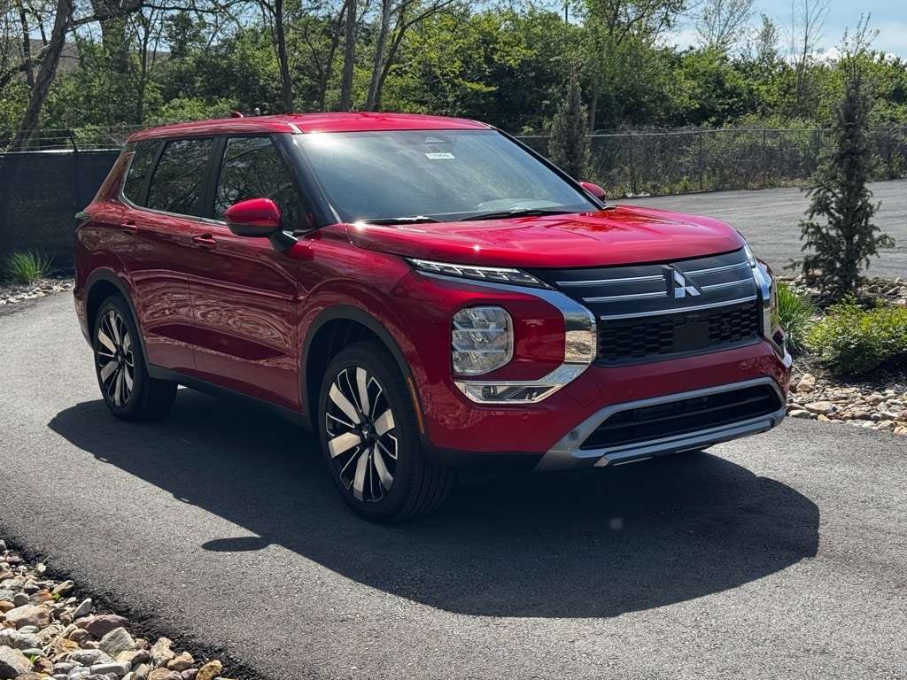 2025 Mitsubishi Outlander SE - Photo 7