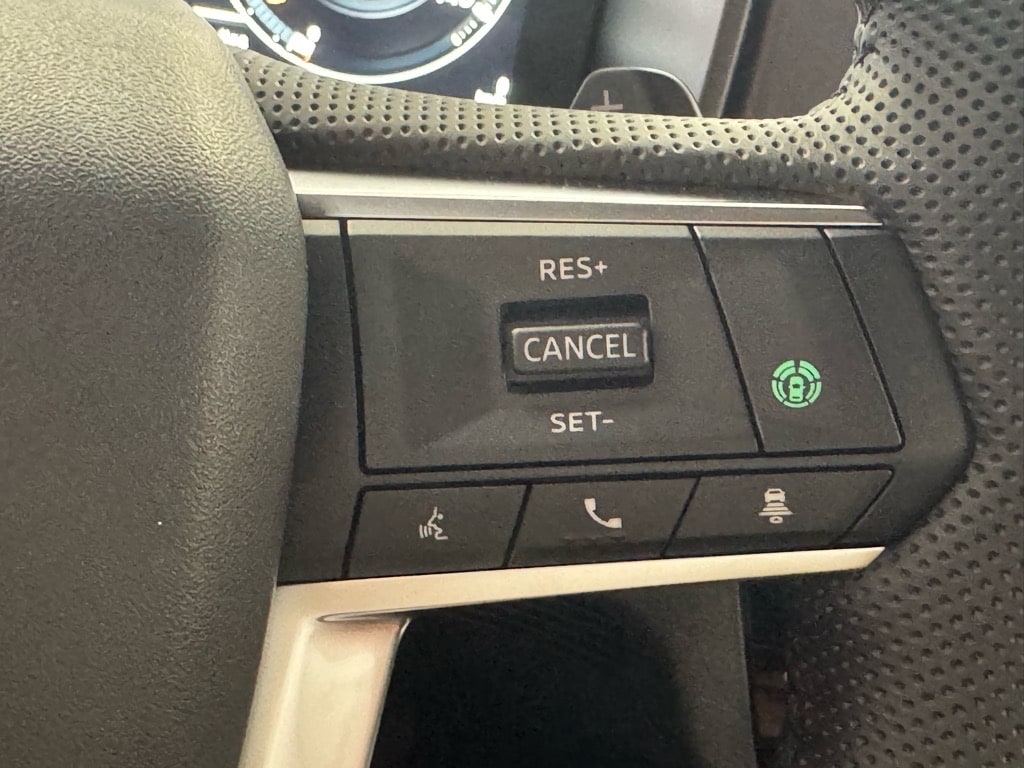2025 Mitsubishi Outlander Plug-in Hybrid SEL - Photo 28