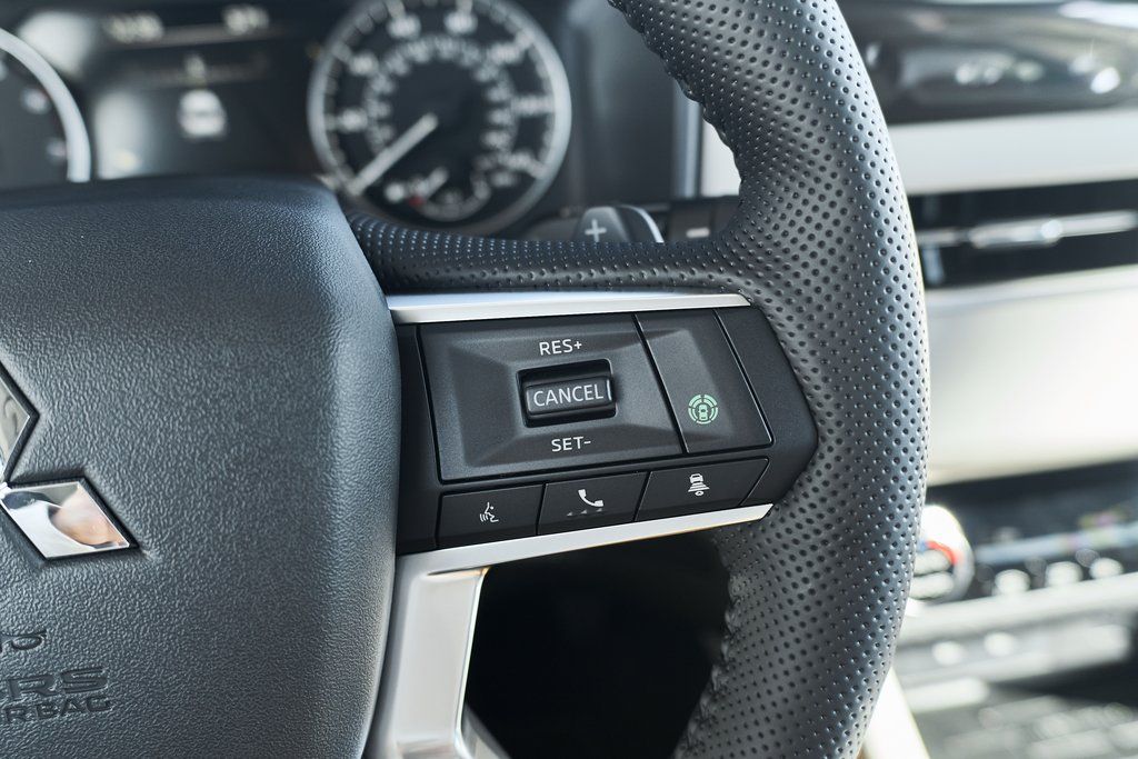 2026 Mitsubishi Outlander SE - Photo 34