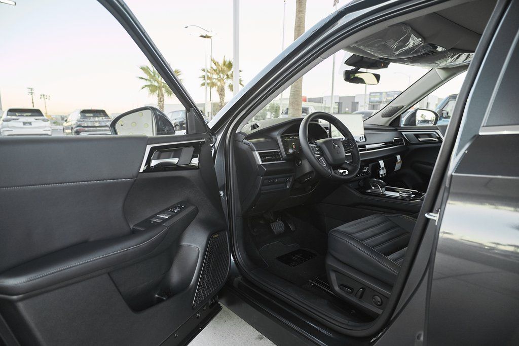 2026 Mitsubishi Outlander SE - Photo 19