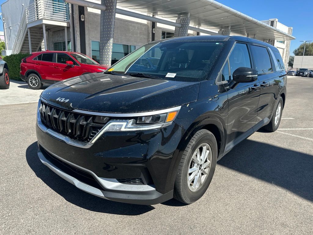 2022 Kia Sedona LX Seat Pkg's photo