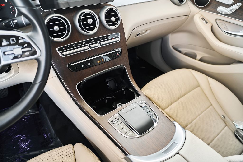2022 Mercedes-Benz GLC GLC300 - Photo 26