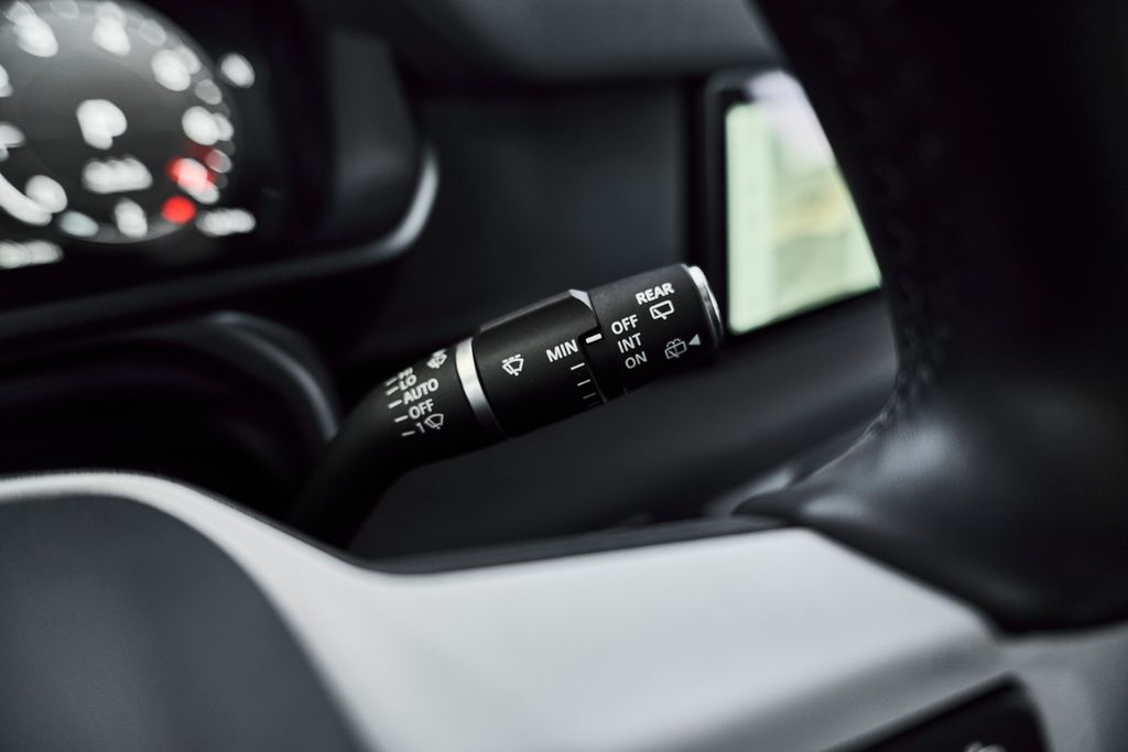 2023 Land Rover Defender X-Dynamic SE - Photo 26