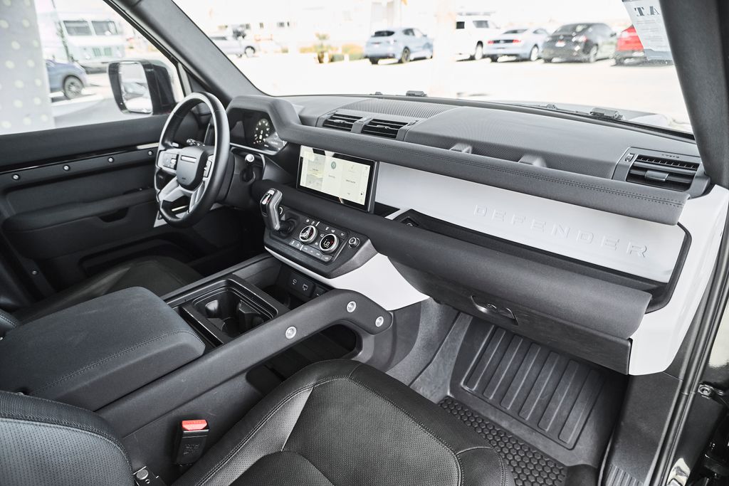 2023 Land Rover Defender X-Dynamic SE - Photo 36