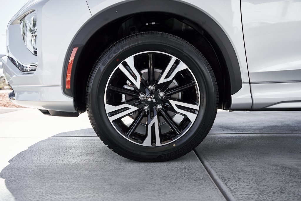 New 2026 Mitsubishi Eclipse Cross SEL SUV