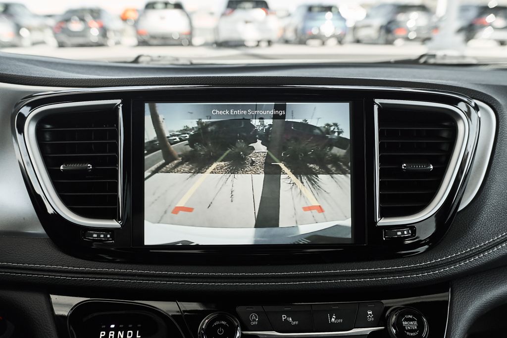 2025 Chrysler Pacifica Limited - Photo 38