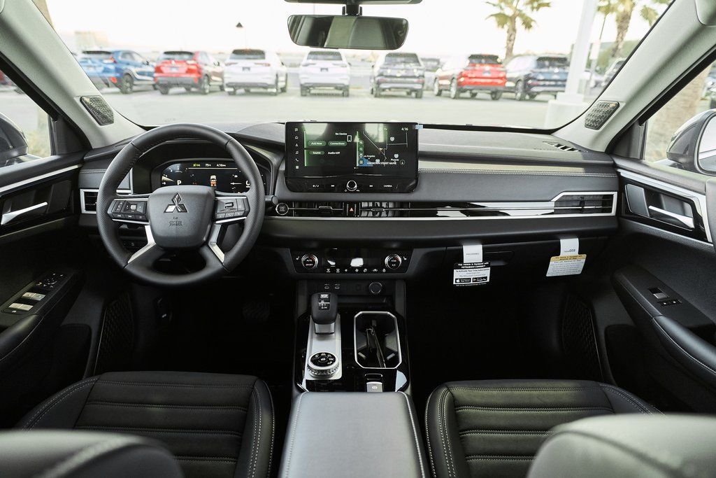 2026 Mitsubishi Outlander SE - Photo 35
