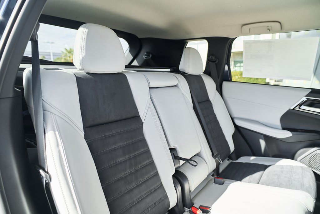 2026 Mitsubishi Outlander SE - Photo 24