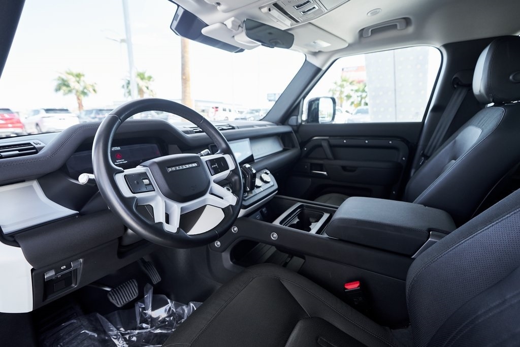 Used 2020 Land Rover Defender S with VIN SALEJEEX2L2019916 for sale in Las Vegas, NV