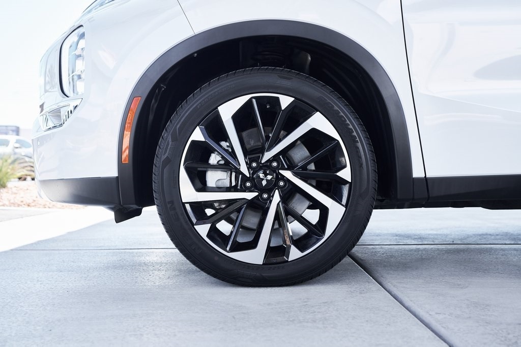 Certified 2024 Mitsubishi Outlander SE SUV