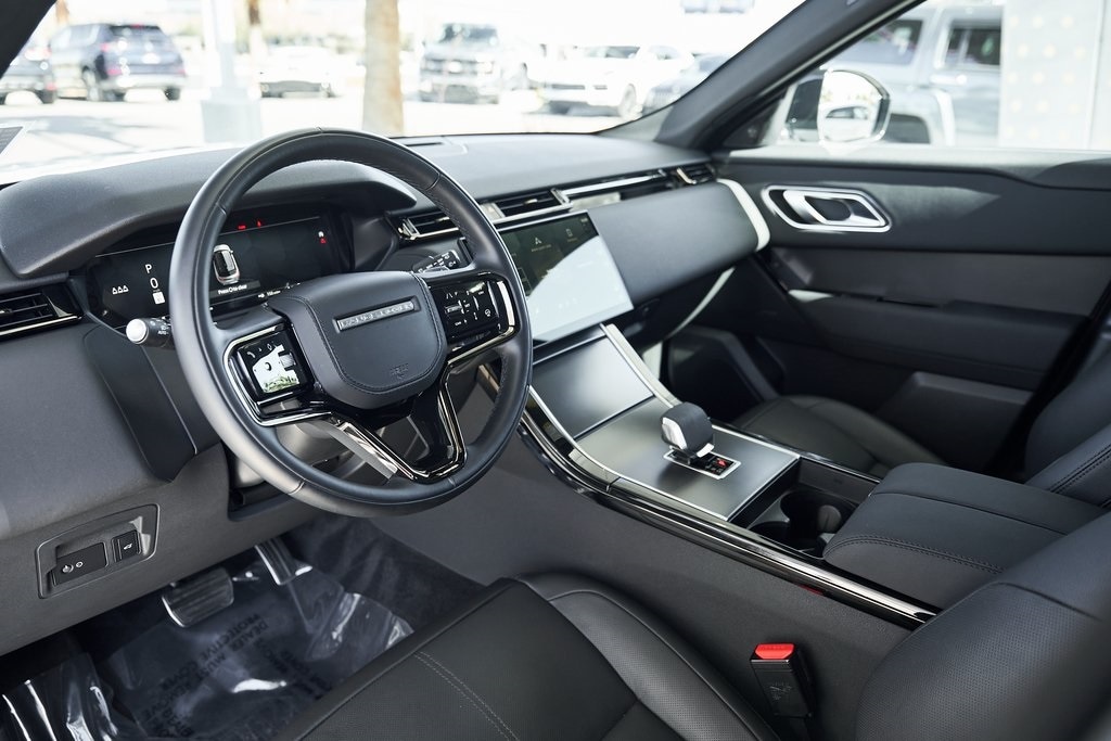 Used 2024 Land Rover Range Rover Velar Dynamic SE with VIN SALYL2EX6RA384393 for sale in Las Vegas, NV