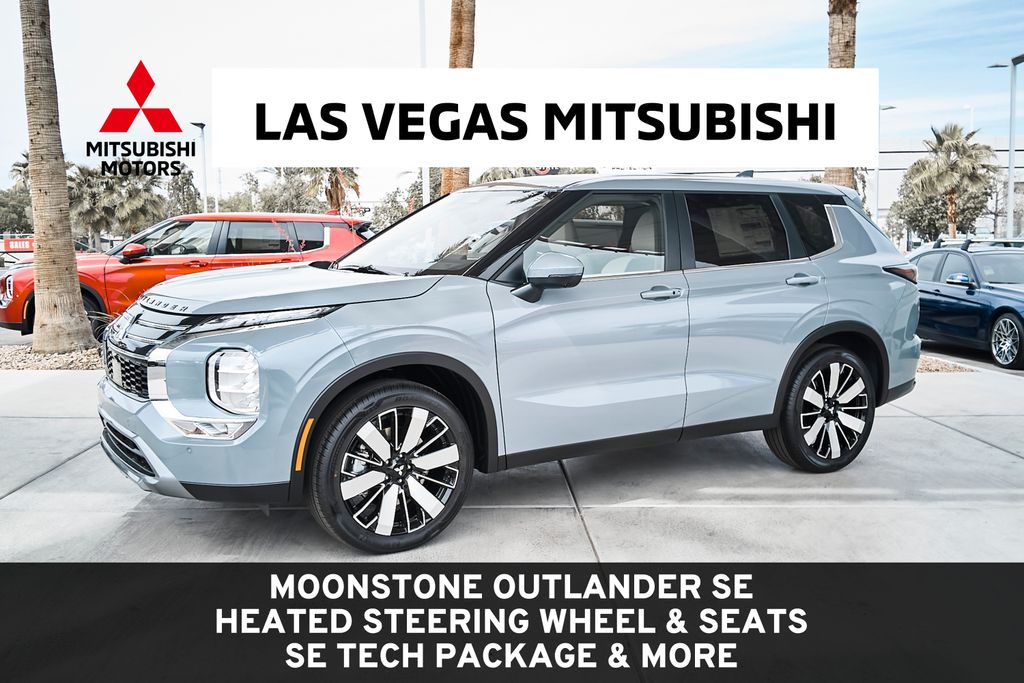 2026 Mitsubishi Outlander SE FWD's photo