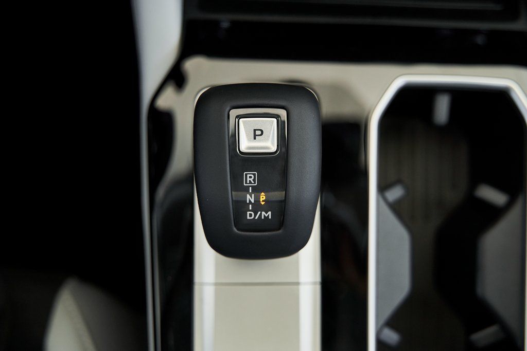 2025 Mitsubishi Outlander SE - Photo 46
