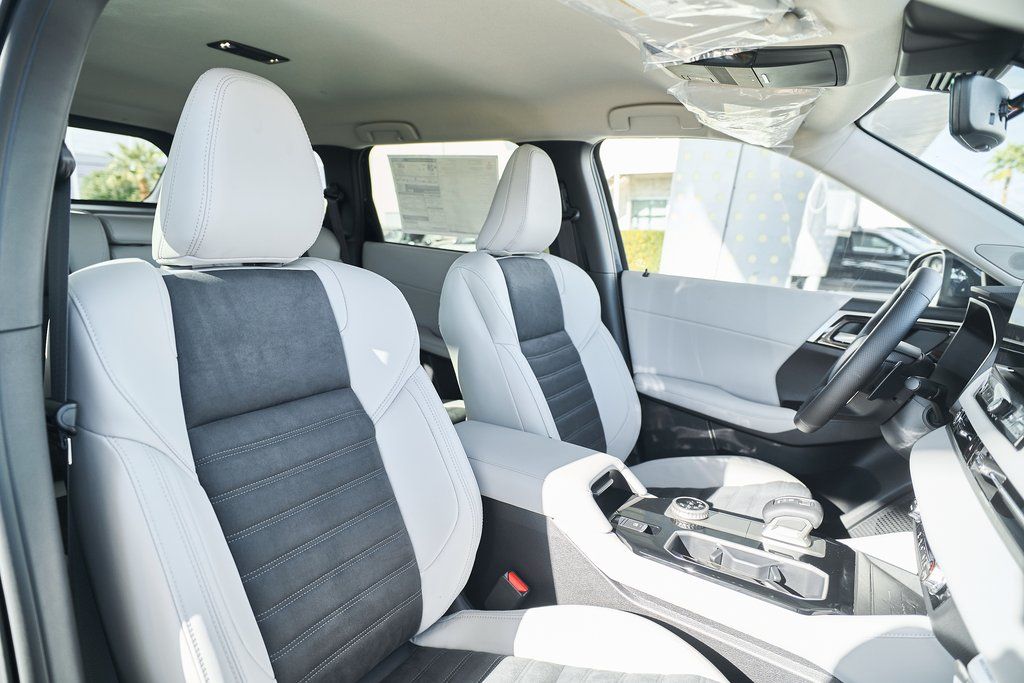2026 Mitsubishi Outlander SE - Photo 23