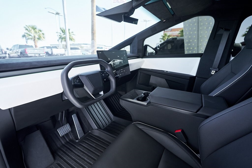 Used 2024 Tesla Cybertruck Cyberbeast with VIN 7G2CEHEE4RA003851 for sale in Las Vegas, NV