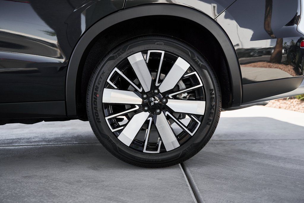 2025 Mitsubishi Outlander SE - Photo 8
