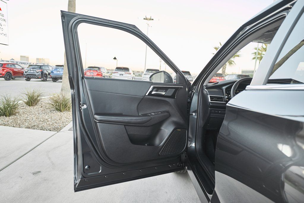 2026 Mitsubishi Outlander SE - Photo 18
