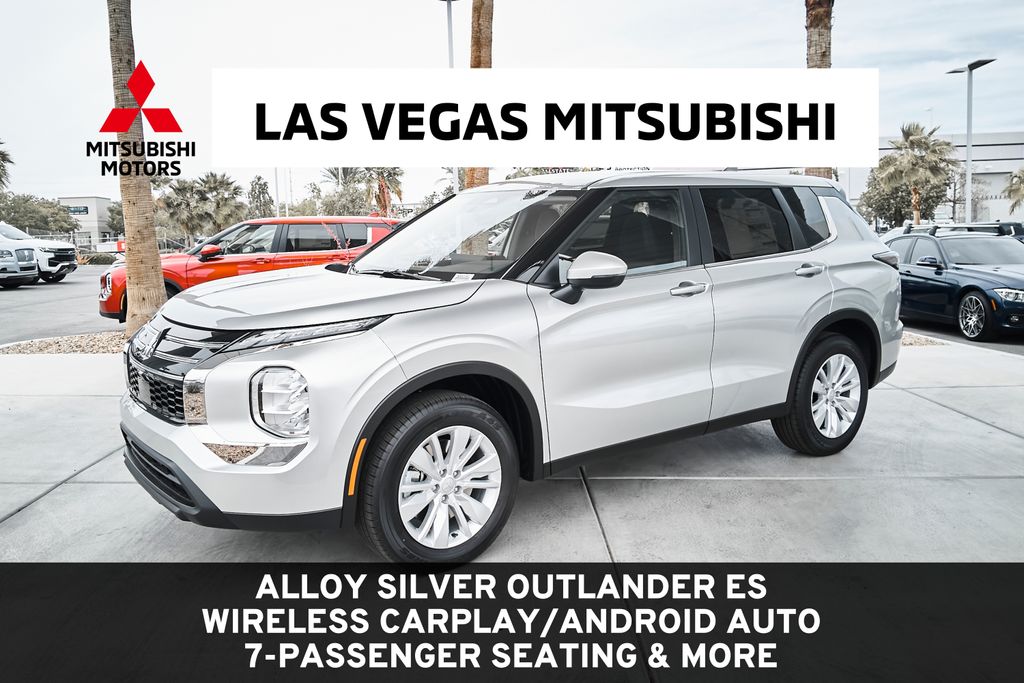 2026 Mitsubishi Outlander ES FWD's photo