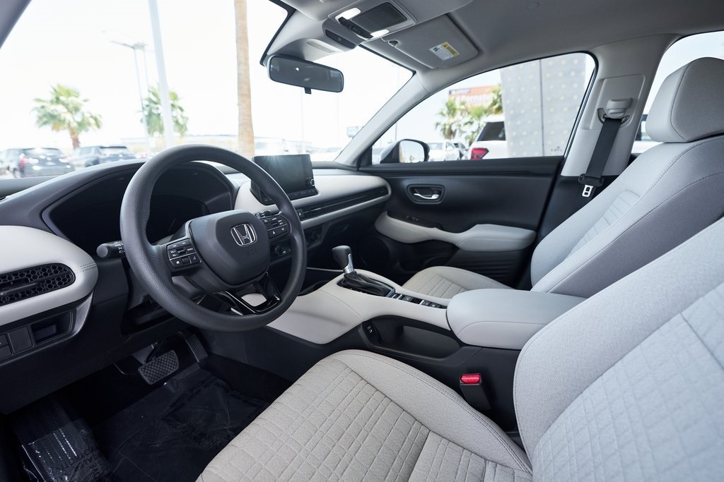 Used 2025 Honda HR-V LX with VIN 3CZRZ1H30SM751210 for sale in Las Vegas, NV