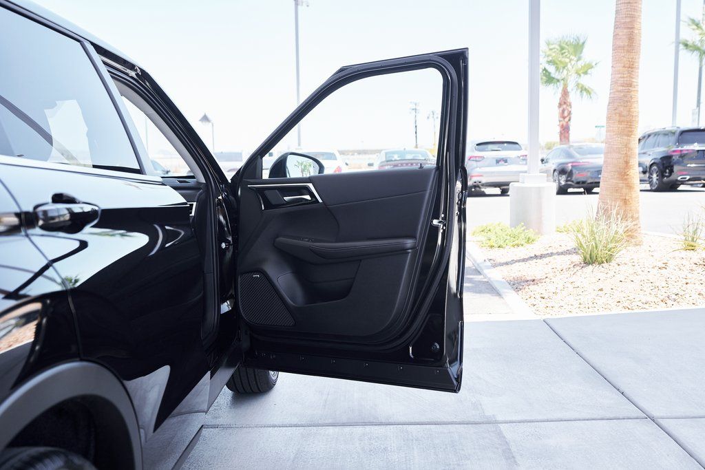 2025 Mitsubishi Outlander SE - Photo 11