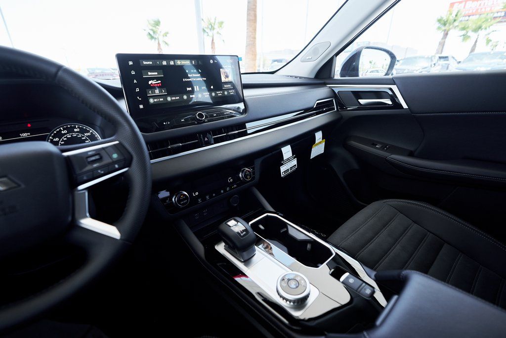2025 Mitsubishi Outlander SE - Photo 40