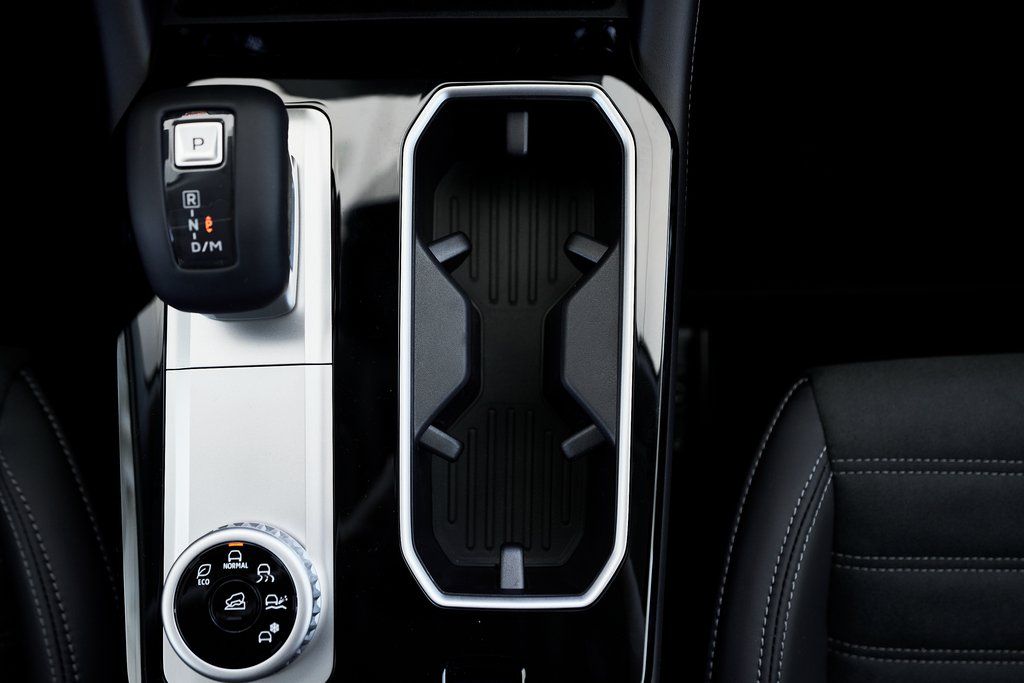 2025 Mitsubishi Outlander SE - Photo 45