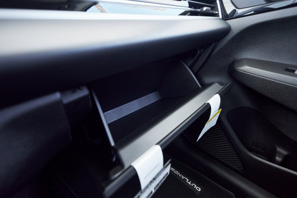 2025 Mitsubishi Outlander SE - Photo 52