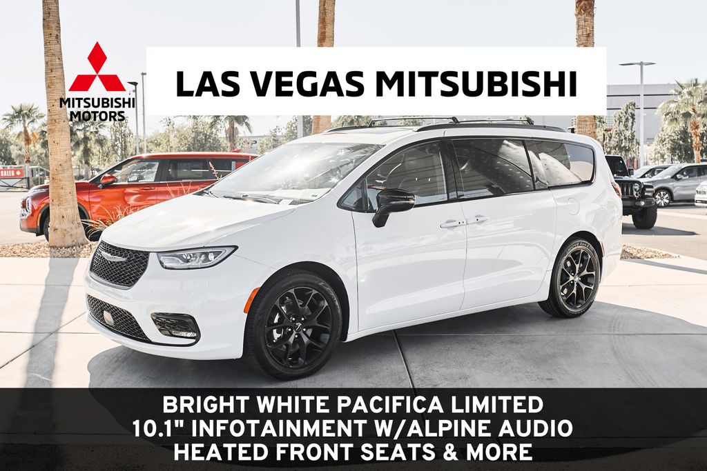 2025 Chrysler Pacifica Limited's photo