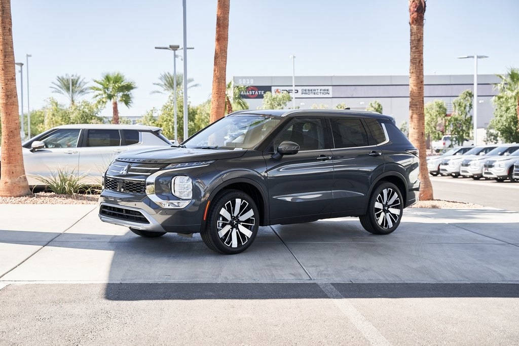 New 2025 Mitsubishi Outlander SEL SUV