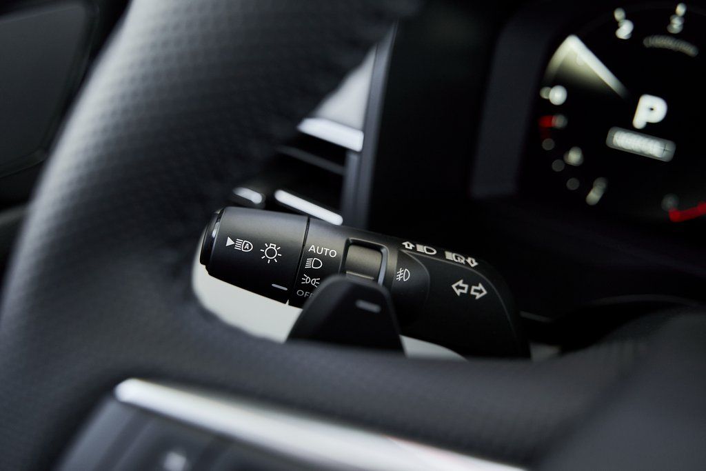 2025 Mitsubishi Outlander SE - Photo 37