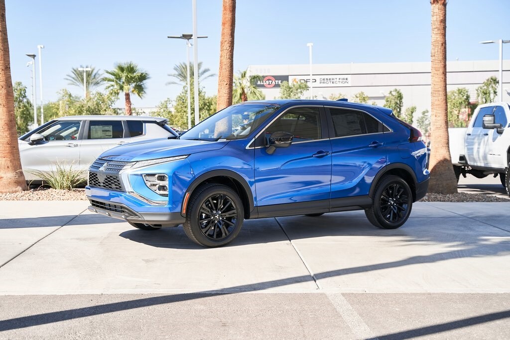 2026 Mitsubishi Eclipse Cross LE photo 4