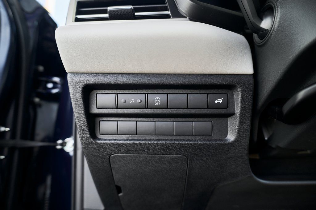 2026 Mitsubishi Outlander SE - Photo 29