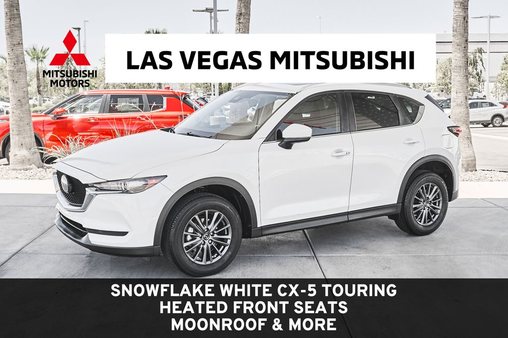 2019 Mazda CX-5 Touring Auto's photo