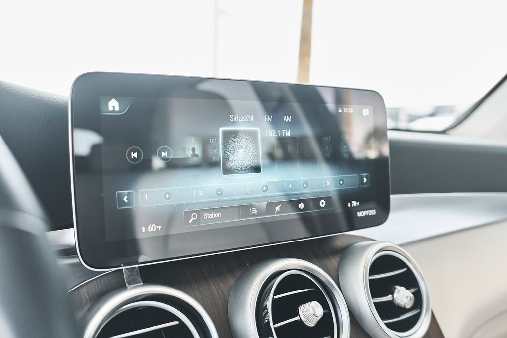 2022 Mercedes-Benz GLC GLC300 - Photo 27