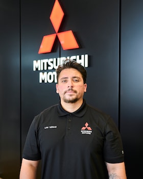 Staff member Carlos Martinez from ID_2e2aa43b6b4c