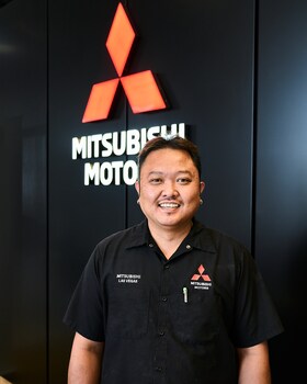 Staff member Alan Balon from ID_2b70b4