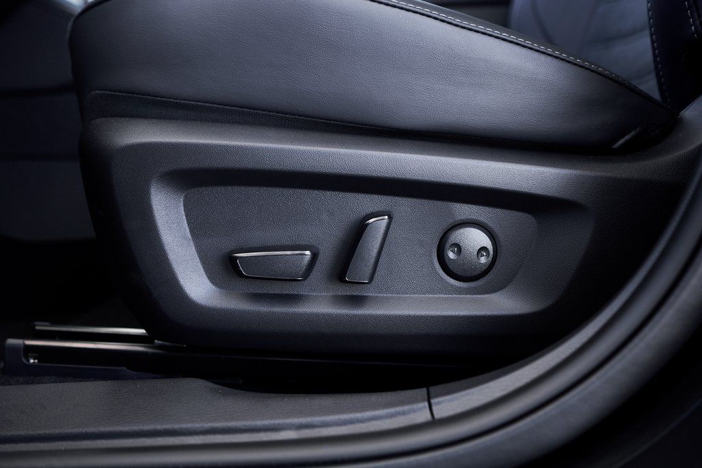 2025 Mitsubishi Outlander SE - Photo 21
