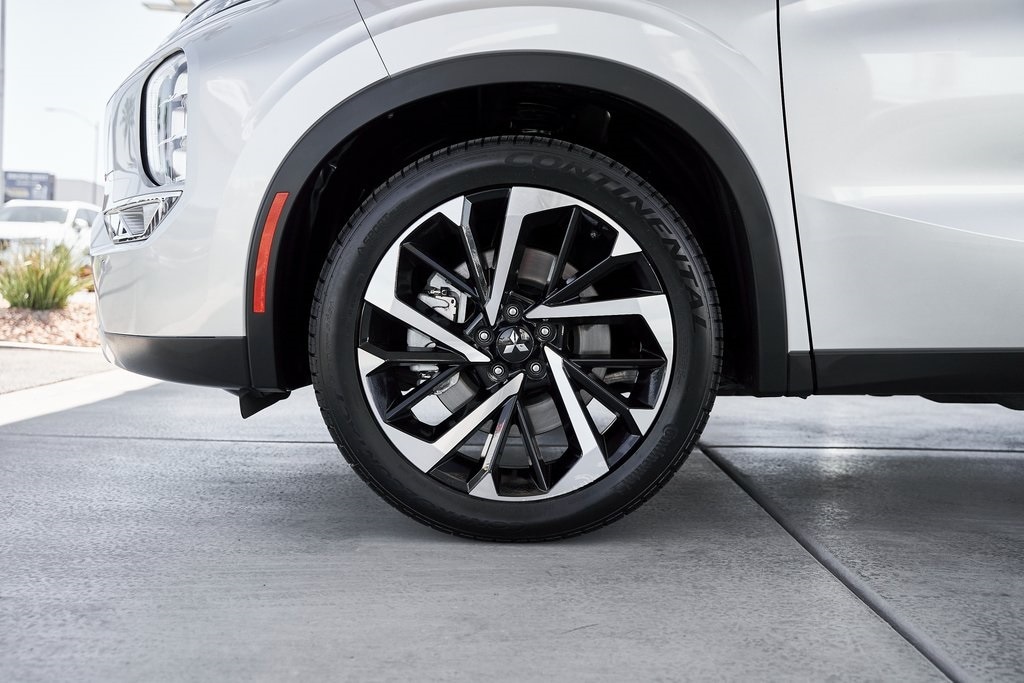 Certified 2024 Mitsubishi Outlander SE SUV