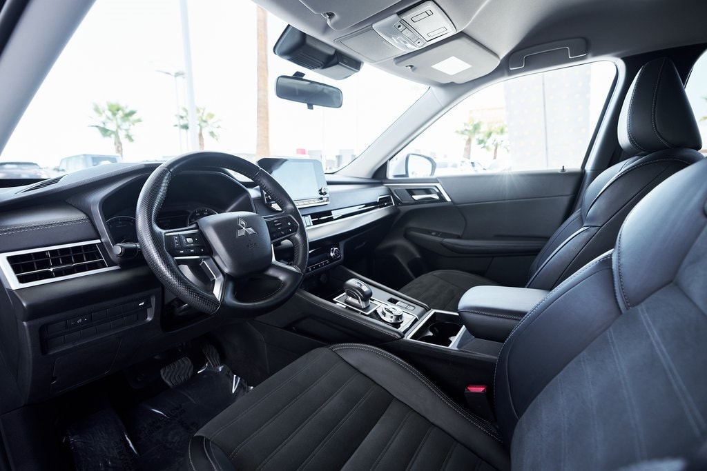 Certified 2024 Mitsubishi Outlander SE SUV