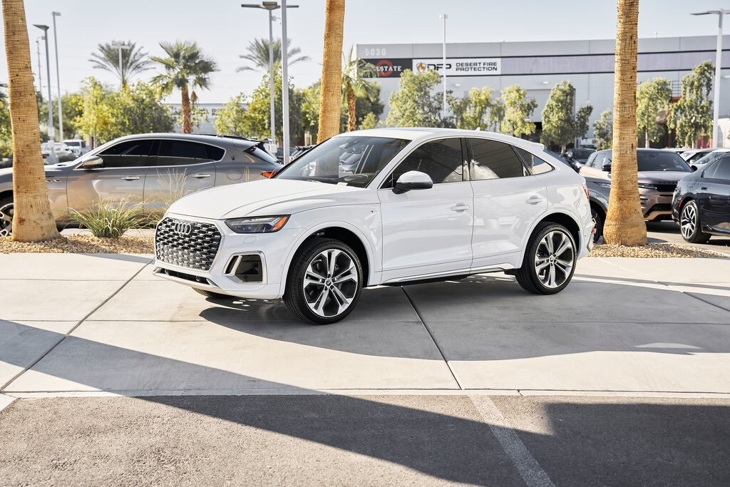 2021 Audi Q5 Sportback 45 Premium photo 4