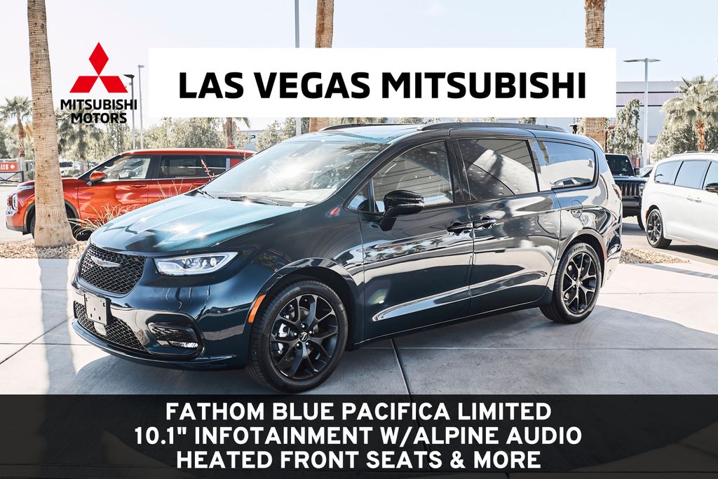 2025 Chrysler Pacifica Limited's photo