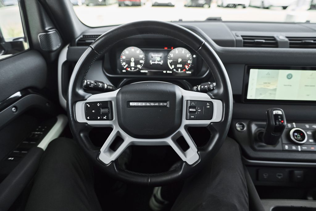 2023 Land Rover Defender X-Dynamic SE - Photo 22
