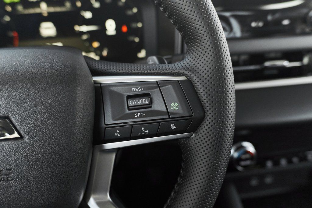 2026 Mitsubishi Outlander SE - Photo 42